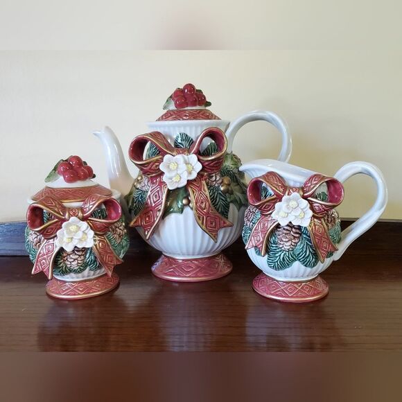 Fitz and Floyd Christmas Rose Hand Painted Tea Set 1995 - Picture 15 of 15